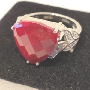 Bague pour femme avec gros Rubis